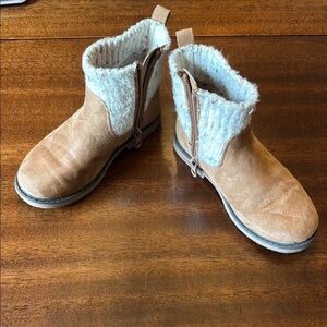 Cat & Jack Cozy Tan Kids Boots